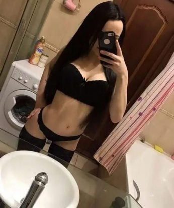 Живу в Москве и готова предложить тебе море удовольствия. Мои заботливые руки и чувственные губы принесут тебе незабываемый опыт. С теплотой и страстью я создаю атмосферу, полную релаксации и наслаждения. Уверена, что ты будешь жаждать еще. Возможен выезд, красивые фото и положительные отзывы говорят сами за себя. Не упускай возможности испытать меня, и я уверена, что ты не пожалеешь. 💕💋💫 4985, 23 года